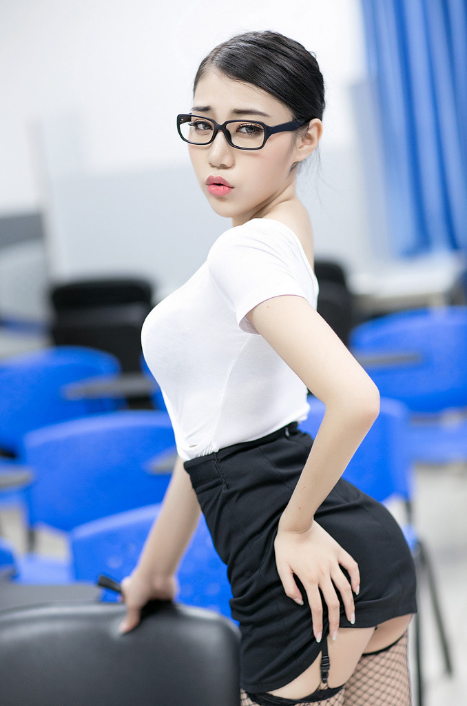 19岁大学生免费观看电视剧在线看